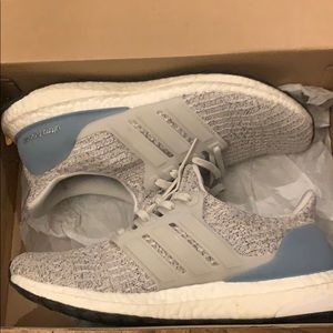 Adidas Ultra Boost Running shoe women’s 7.5.